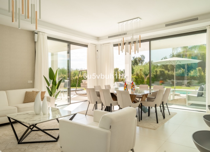 Villa Independiente en Monte Halcones - 3