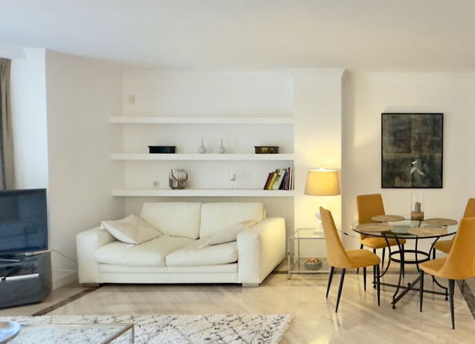 Apartamento Planta Media en Marbella - 8