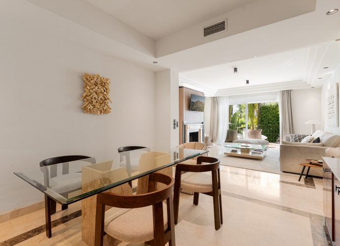 Apartment Middle Floor in Sierra Blanca - 3