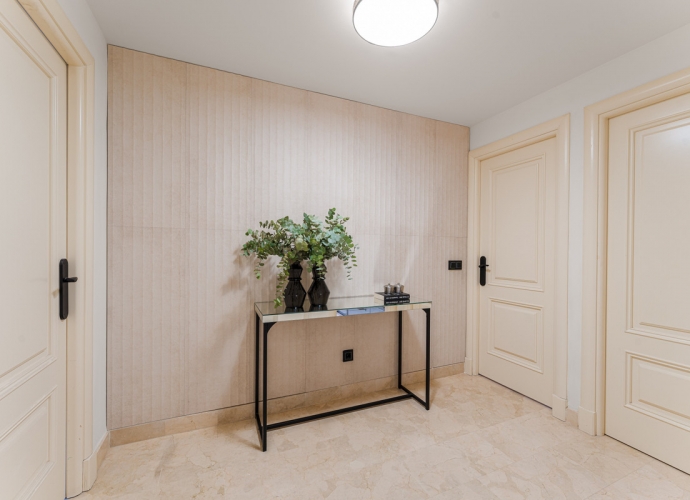 Apartment Middle Floor in Sierra Blanca - 8