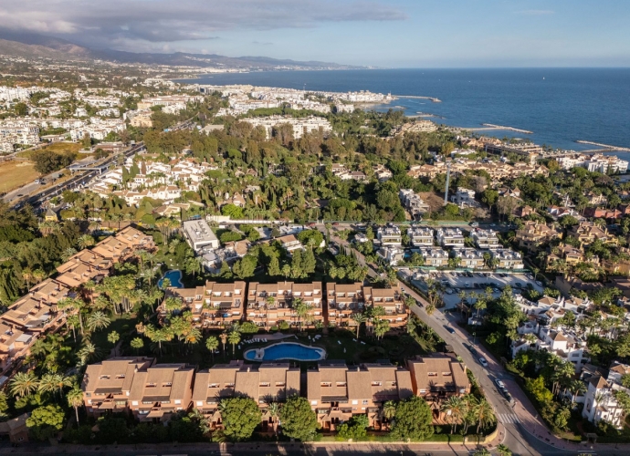 Apartamento Planta Media en Puerto Banús - 1