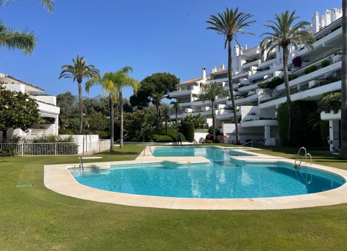 Apartamento Planta Baja en Marbella - 1