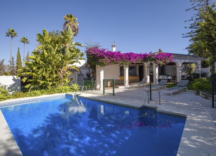 Villa Independiente en Guadalmina Alta - 1