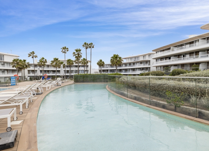 Apartment Middle Floor in Estepona - 3