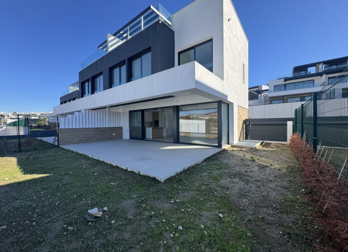 Adosado en Estepona Adosadas de Nueva Construcción en Estepona  - 1