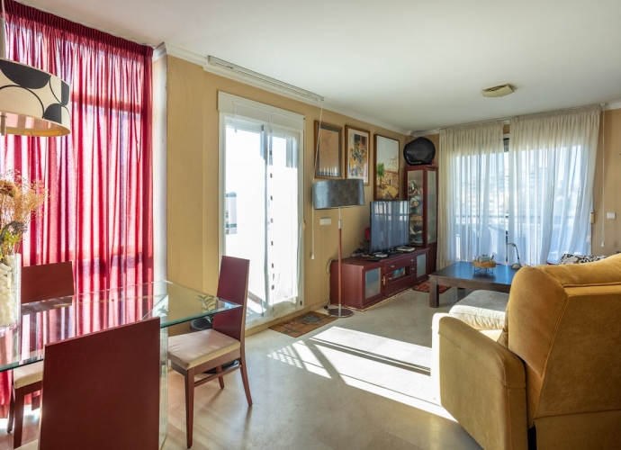 Apartment Middle Floor in Estepona - 3