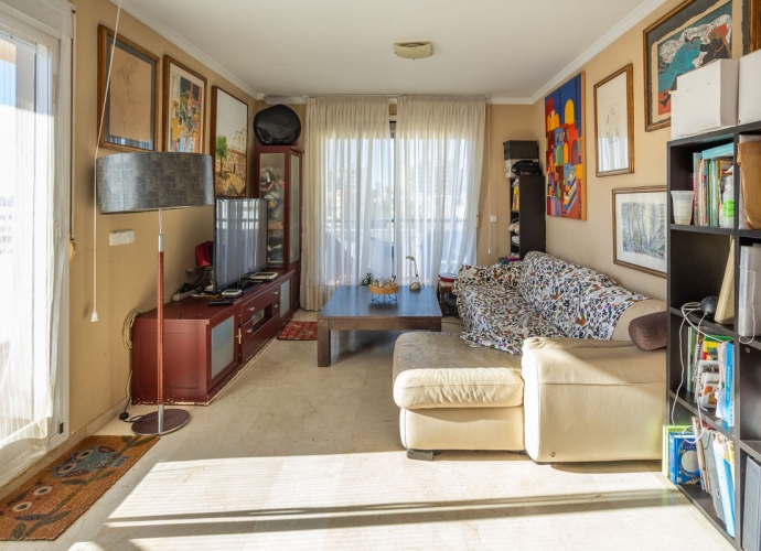 Apartment Middle Floor in Estepona - 4