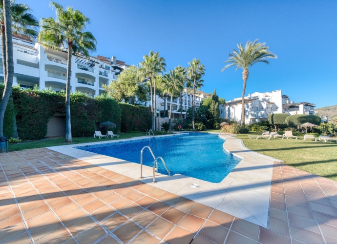 Apartamento Planta Media en La Quinta - 1