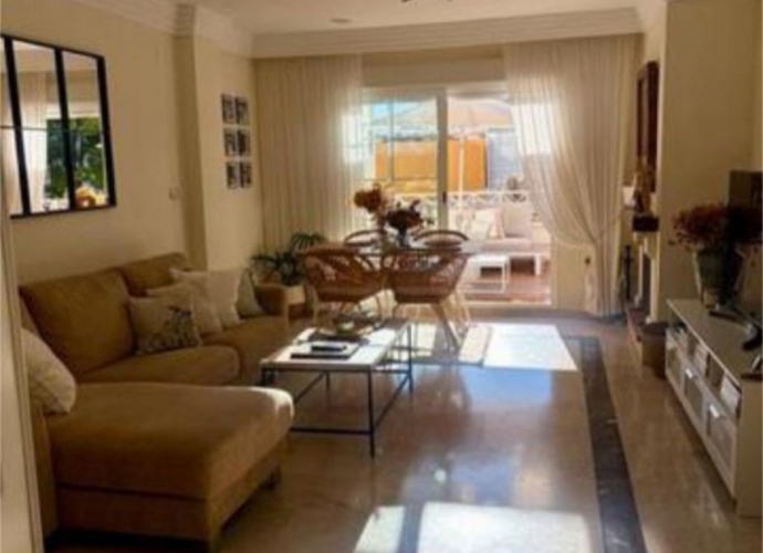 Appartement milieu d’Etage situé à Río Real - 2