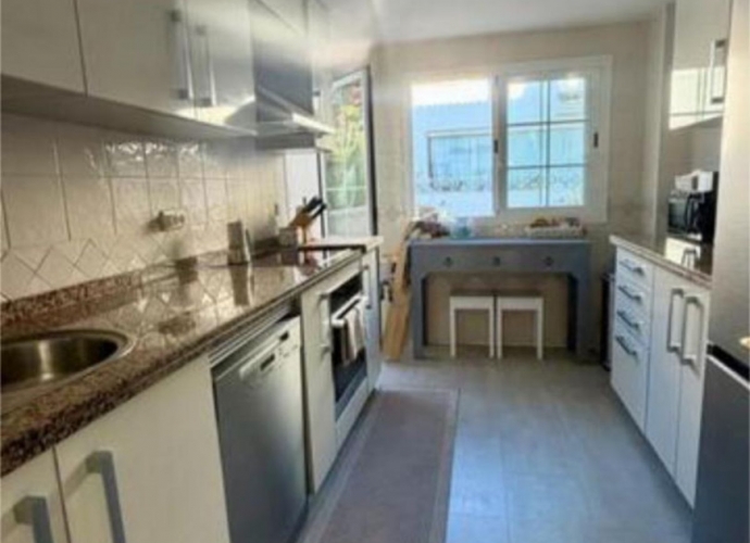 Appartement milieu d’Etage situé à Río Real - 7