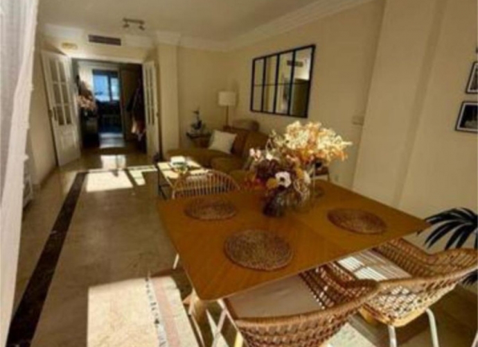 Appartement milieu d’Etage situé à Río Real - 9