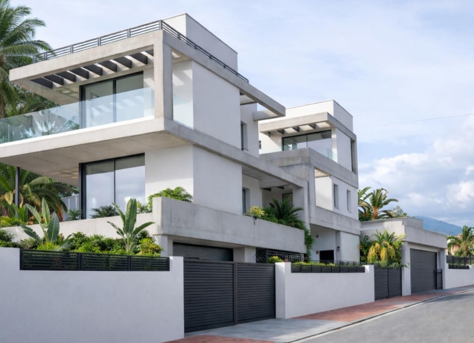 Villa Independiente en Nueva Andalucía - 1