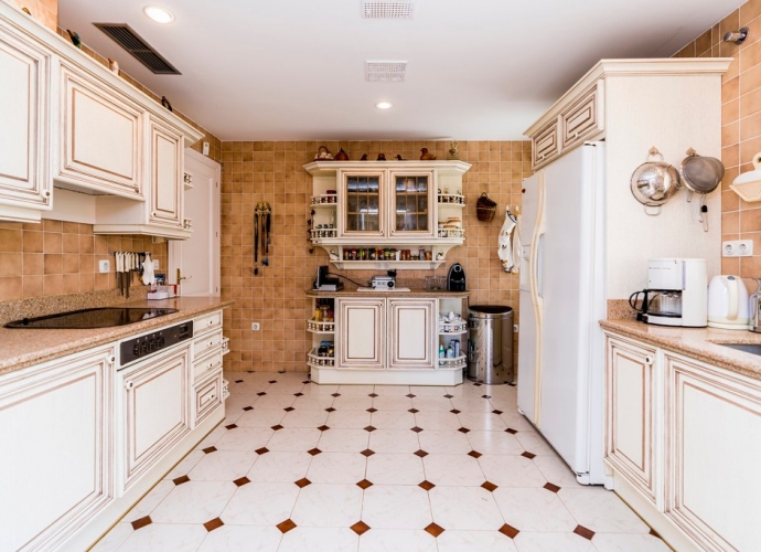 Villa Independiente en Marbella - 5