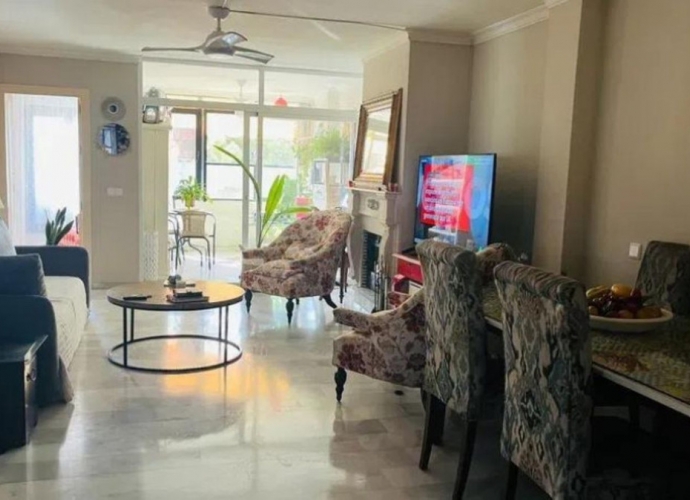 Apartamento Planta Media en Nueva Andalucía - 2