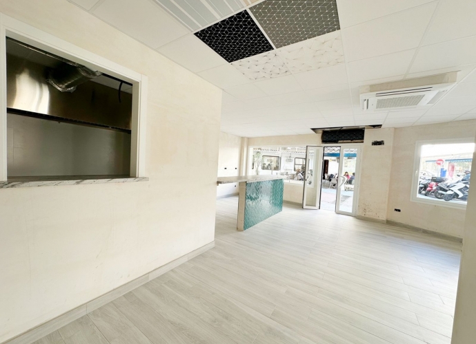 Commercial Bar in San Pedro de Alcántara - 10