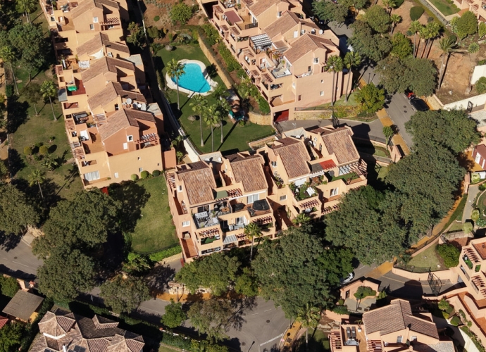 Apartment Middle Floor in Elviria Los Lagos de Santa María Golf  - 4