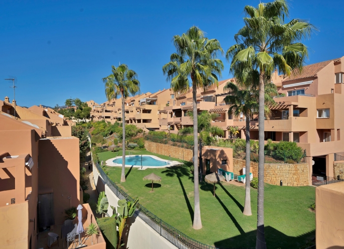 Apartment Middle Floor in Elviria Los Lagos de Santa María Golf  - 6