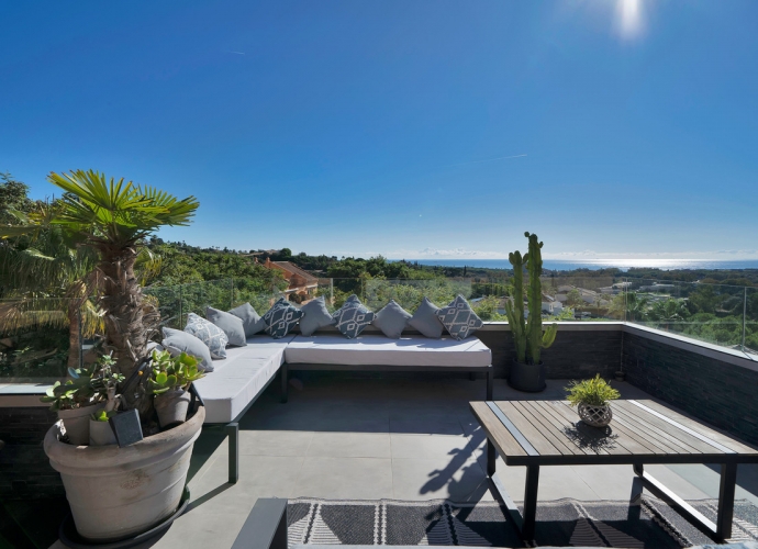 Apartment Middle Floor in Elviria Los Lagos de Santa María Golf  - 8