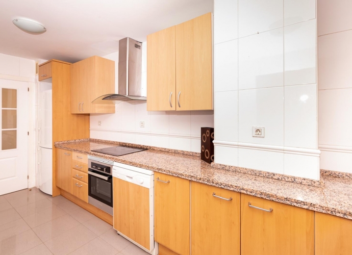 Apartment Middle Floor in Hacienda del Sol - 3