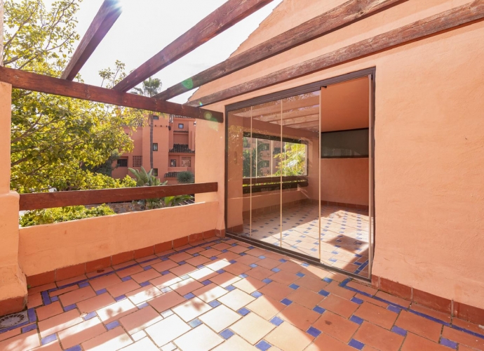 Apartment Middle Floor in Hacienda del Sol - 4