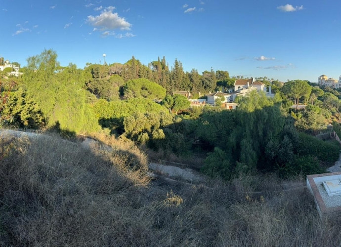 Terrain Résidentiel situé à Elviria - 1