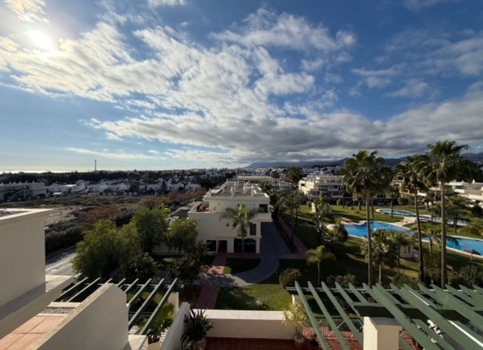 Ático en Nueva Andalucía - 1