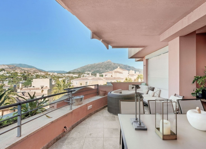 Appartement milieu d’Etage situé à Nueva Andalucía - 4