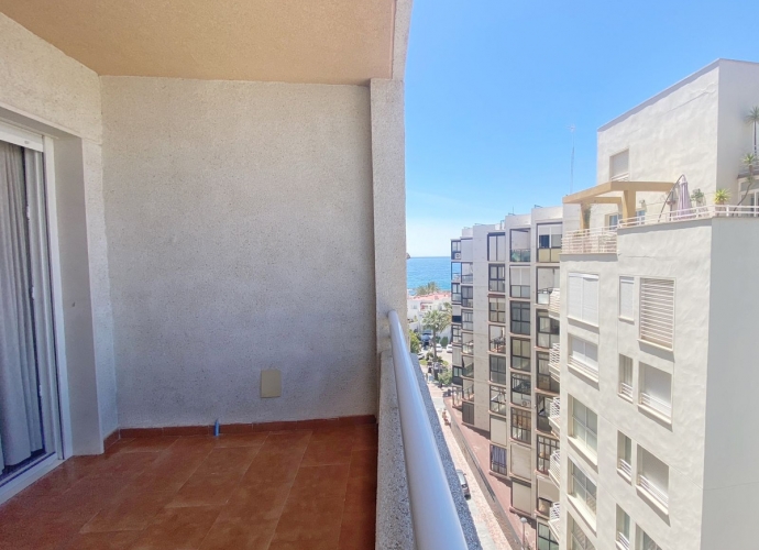 Apartment Middle Floor in Marbella - 2