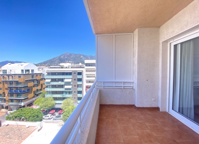 Apartment Middle Floor in Marbella - 3