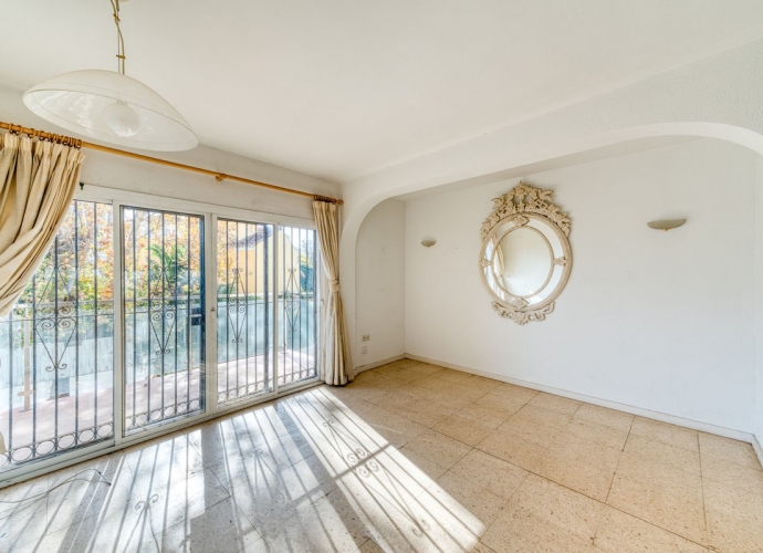 Apartamento Planta Media en The Golden Mile - 2