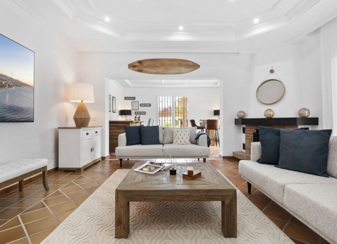 Villa Independiente en Las Chapas - 2