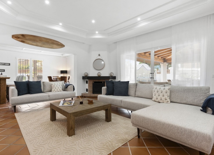 Villa Independiente en Las Chapas - 6