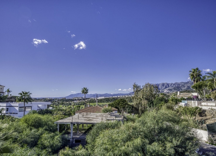 Villa Detached in El Rosario - 8