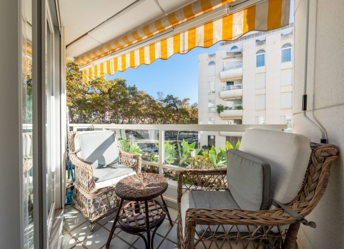 Apartamento Planta Media en Marbella - 3