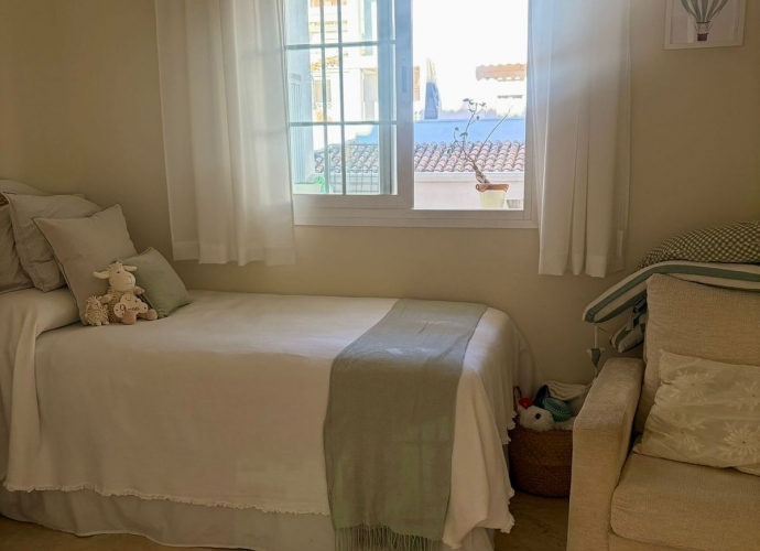 Apartamento Planta Media en Río Real - 4