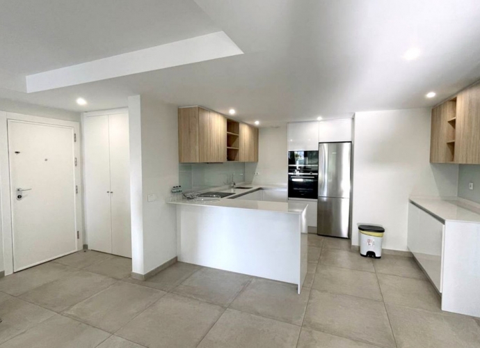 Apartment Middle Floor in Cancelada - 4