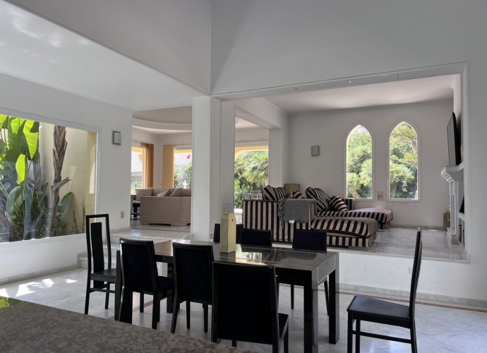 Villa Detached in Bahía de Marbella - 10