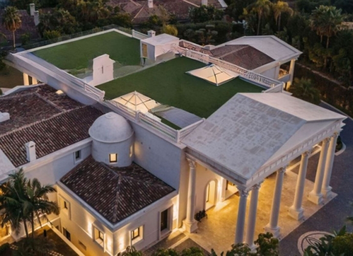 Villa Detached in Sierra Blanca - 4