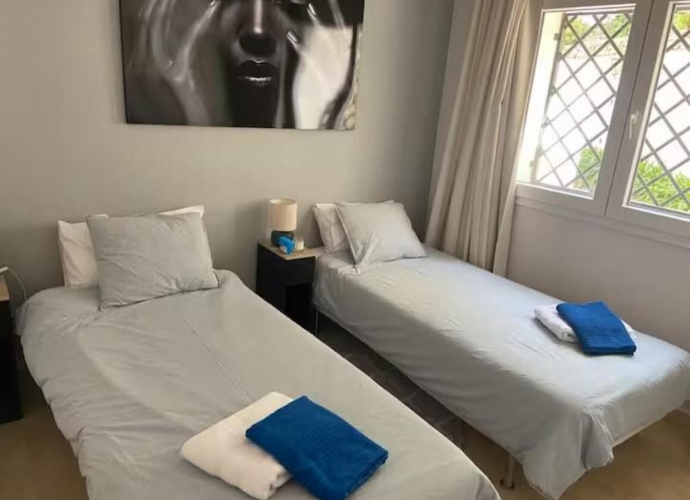 Apartamento Planta Baja en Aloha - 8