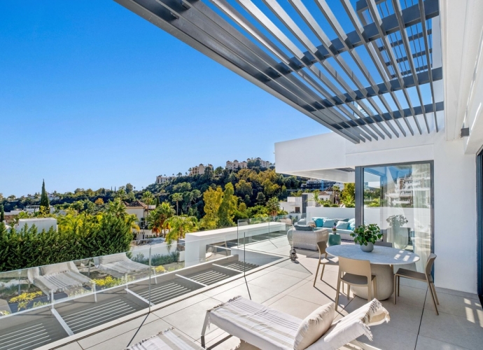 Apartamento Planta Media en La Quinta - 3