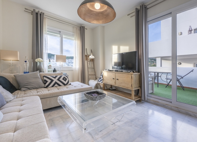 Apartamento Planta Media en Estepona - 4