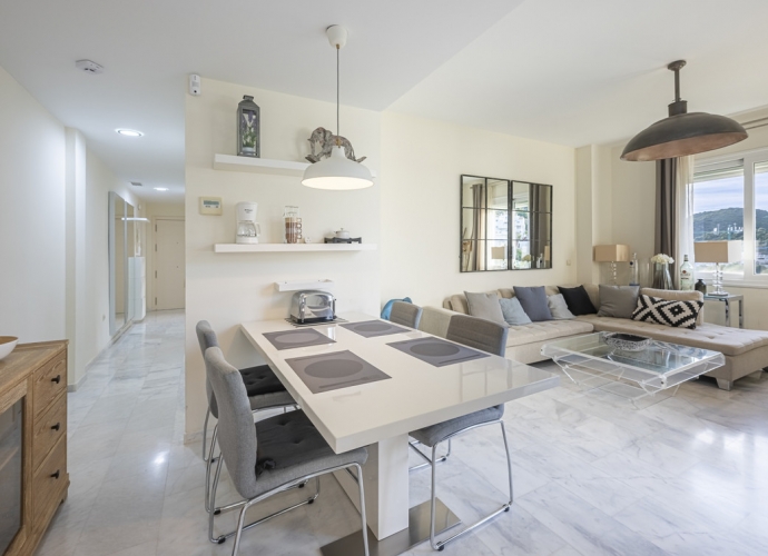 Apartamento Planta Media en Estepona - 5