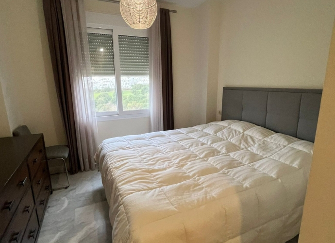 Apartamento Planta Media en Estepona - 7