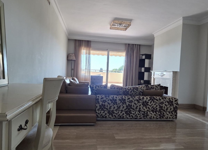 Apartment Middle Floor in Sierra Blanca - 3