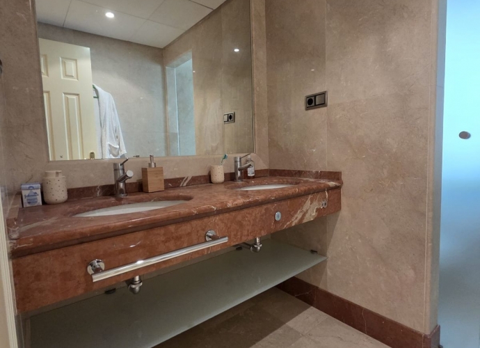 Apartment Middle Floor in Sierra Blanca - 7