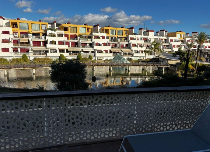 Appartement milieu d’Etage situé à Benahavís - 1