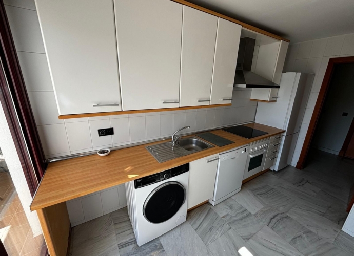 Appartement milieu d’Etage situé à Benahavís - 5