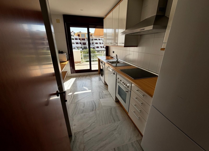 Appartement milieu d’Etage situé à Benahavís - 6