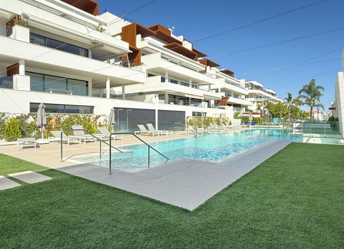 Apartamento Planta Baja en Estepona - 2