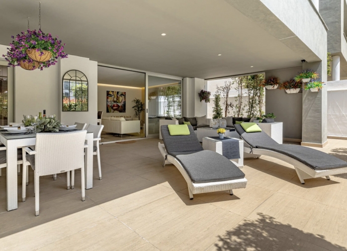 Apartamento Planta Baja en Puerto Banús - 1